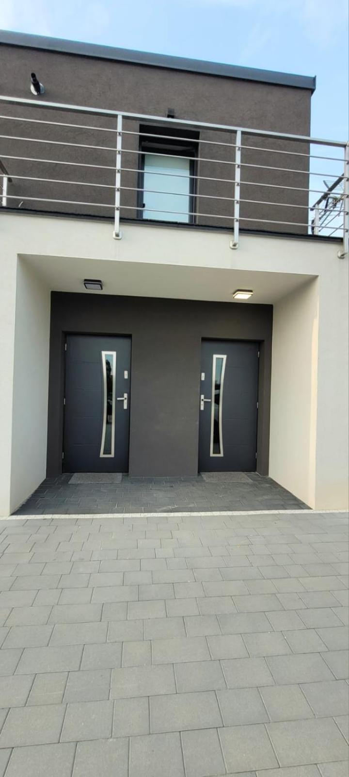 17 Dom Duzy Parking , Mandoria , Ptak , 2 Sypialnie Lub 1 Sypialnia, Taras , Autostrada A1, Kalinowskiego 17E Wifi Łódź Exteriör bild
